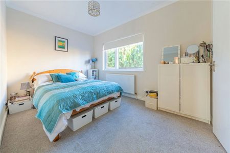 Chalfont Place, Upper Lattimore Road, St. Albans, AL1 3UQ - Photo 2