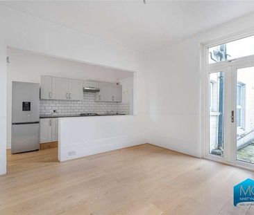 Ballards Lane, London, N3 - Photo 1