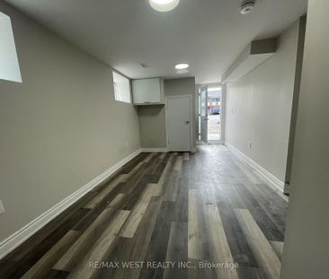 Semi-Detached Home For Lease | W8091256 - Photo 6