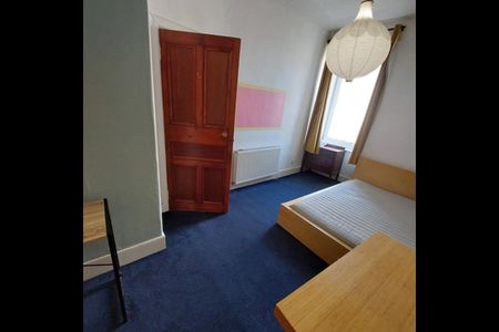 1 Bed Flat, Newlands Road, G44 - Photo 5