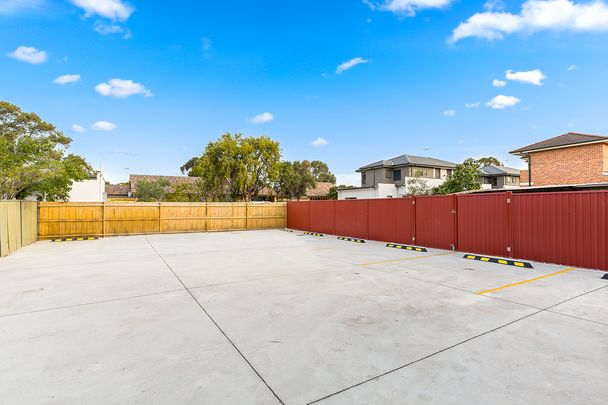 8/122 Ninth Avenue, Campsie NSW 2194 - Townhouse For Rent | Domain - Photo 1