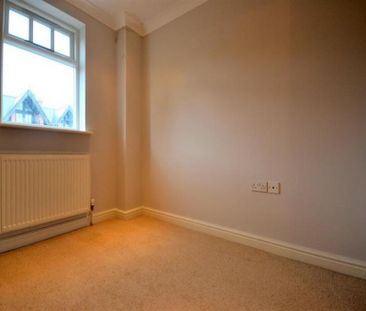 3 Bedroom Mews To Let - Photo 4