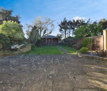 4 bedroom chalet to rent - Photo 1