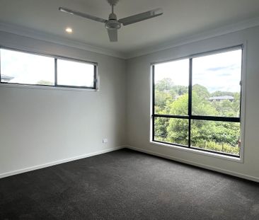 Large Family Home - Photo 2