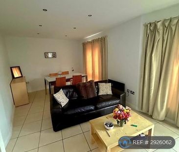 3 bedroom flat to rent - Photo 1