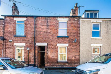 3 bedroom terraced house to rent - Photo 5