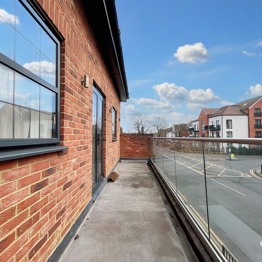 2 bedroom apartment - Photo 1