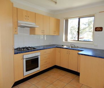 Charming 2-Bedroom Rental in Nowra - Photo 4