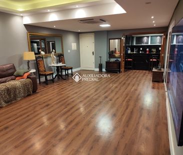 Apartamento com 3 quartos e 170m² para alugar em Moinhos de Vento, ... - Photo 1