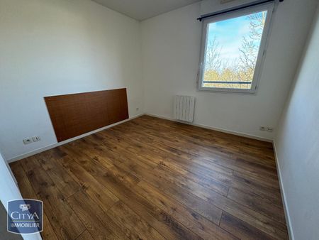 Location Appartement 2 pièces 51m² POITIERS 86000 - Photo 4