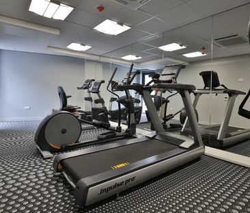 Studio to rent - Photo 6
