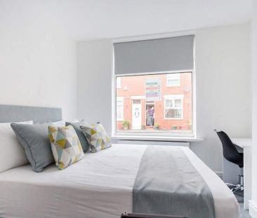 3 bedroom terraced house to rent - Photo 3