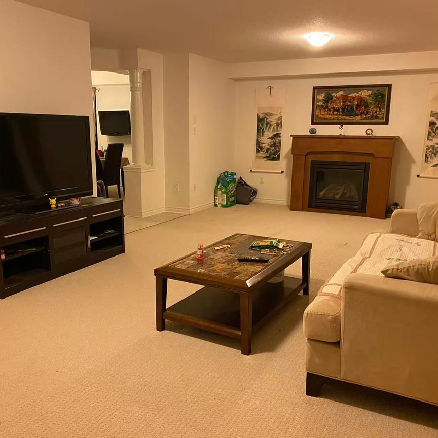 For Lease - 315 Colonial Drive, Guelph, Ontario - Photo 1