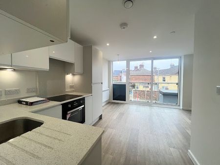 Canaway Court, Wimborne Road, BH15 - Photo 3