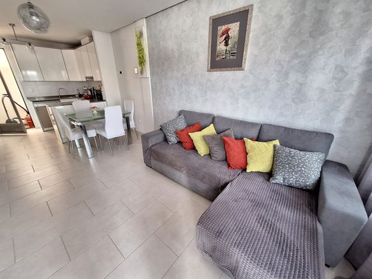 Ref. 7675 Spacious bungalow for long-term rent in a gated complex with a swimming pool - Photo 1