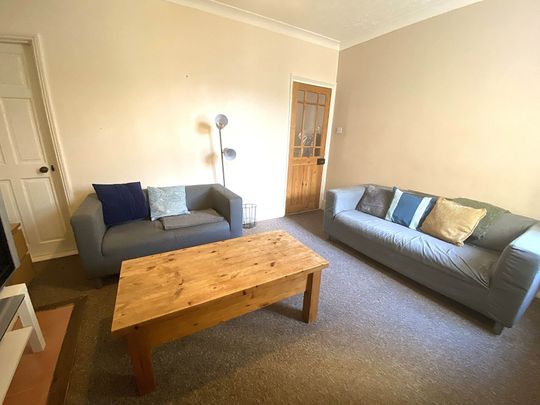 York Road, Canterbury - Photo 1