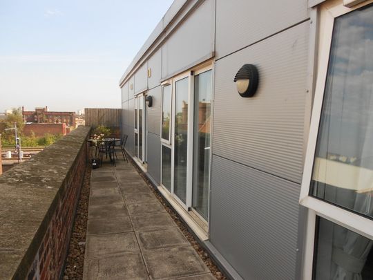 2 Bed Flat, Derwent Foundry, B3 - Photo 1