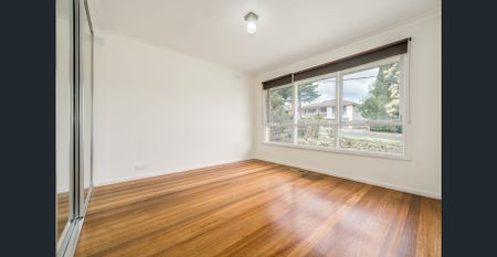 Perfectly Positioned Three Bedroom Home - Photo 4