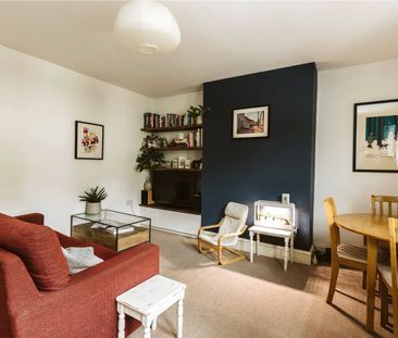 Cromwell Road, - Photo 2