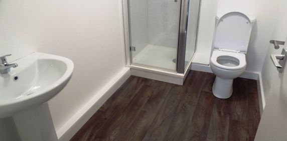 Legends Court, Wolverhampton - Photo 2