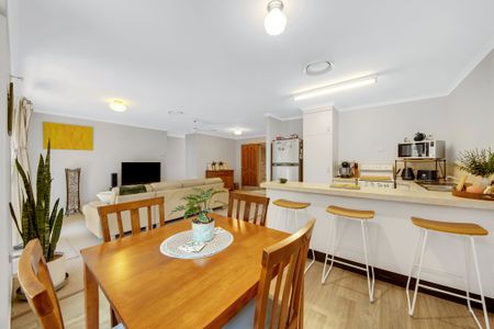 TWO BEDROOM DUPLEX IN THE HEART OF SUN VALLEY - Photo 2