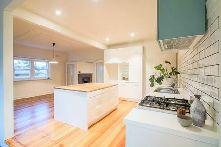 65 Broughton Road, Surrey Hills - Photo 5