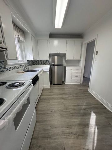 For Lease - 163 Newton Drive, Toronto, Ontario - Photo 5