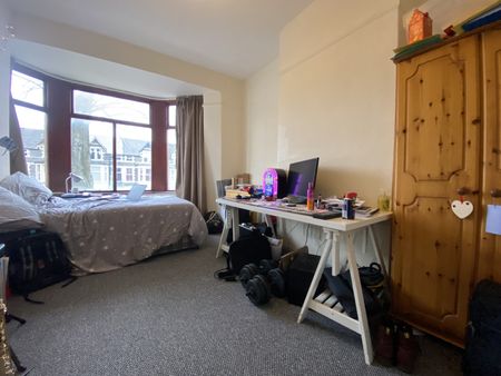 Llanbleddian Gardens, Cathays - Photo 2