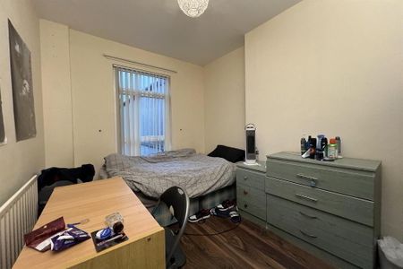 35 Sandhurst Drive, Belfast, BT9 5AY - Photo 4