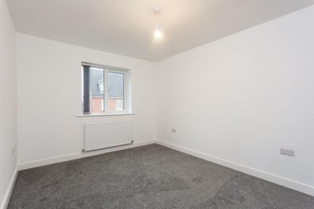 4 bedroom detached house to rent - Photo 5