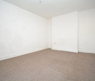 4 bedroom maisonette to rent - Photo 5