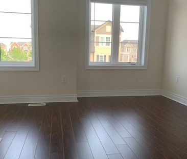 For Lease - 263 Sarah Cline Drive, Oakville, Ontario - Photo 5