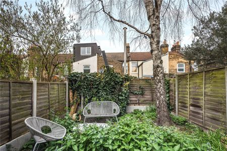 Tweedmouth Road, E13 - Photo 5