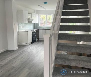 2 bedroom end of terrace house to rent - Photo 4