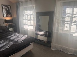 1 Bed Flat, Commercial Road, LS5 - Photo 5