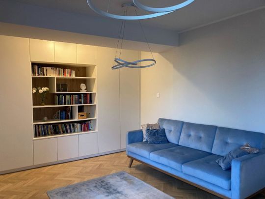 Trzy pokoje przy Łazienkach Królewskich 62 m² - Фото 1