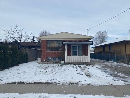 For Lease - 20 Savarin Street, Toronto, Ontario - Photo 3