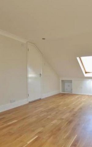 4 bedroom terraced house to rent - Photo 5