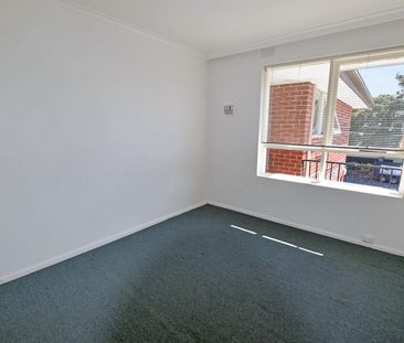 11/30 Ross Street, Northcote VIC 3070 - Photo 6