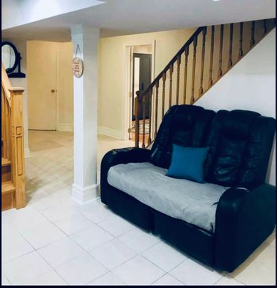 For Lease - 289 Laurentian Avenue Unit# Room#B, Mississauga, Ontario - Photo 1