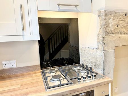 2 bedroom terraced house to rent - Photo 5