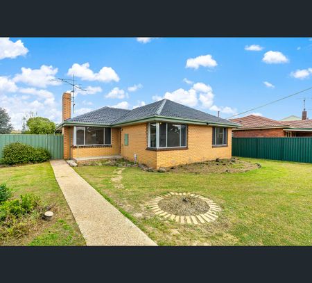 56 Wimble Street, Seymour, Vic 3660 - Photo 2