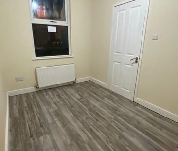 3 Bed Terraced House, Hartlepool Road, CV1 - Photo 4