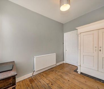 2 bedroom semi-detached house to rent - Photo 5