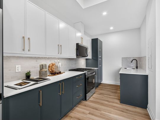 For Lease - 1 DUNSMORE Garden Unit# D, Toronto, Ontario - Photo 1