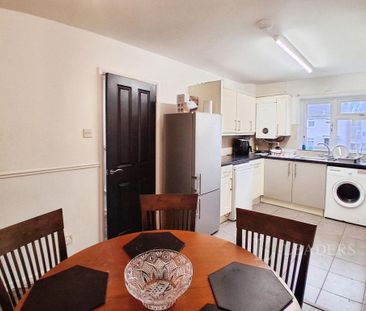 4 bedroom house share to rent - Photo 5