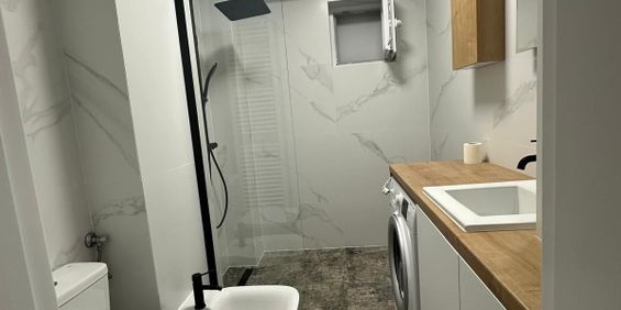 Apartament cu 3 camere, zona Tudor - Fotografie 3