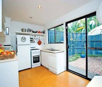 Double Fronted Cottage In Quiet Location - Photo 3