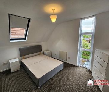 16 The Firs, Jordanstown, Newtownabbey, BT37 0SF - Photo 1