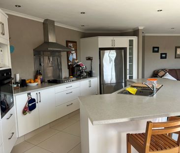 Spacious Ohauiti Family Home - Ohauiti - Photo 3